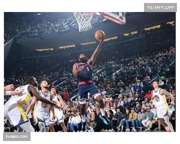 勇士击败快船战术完胜 团队执行能力超越个人天赋